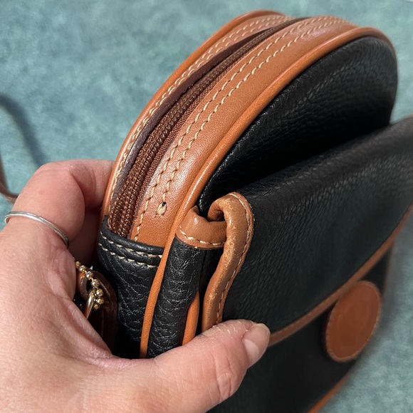 EUC  Delane Canada Pebbled Leather Black & Caramel Leather Crossbody Bag - Picture 12 of 13